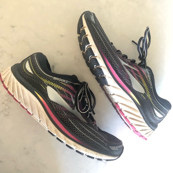 brooks glycerin 15 size 10